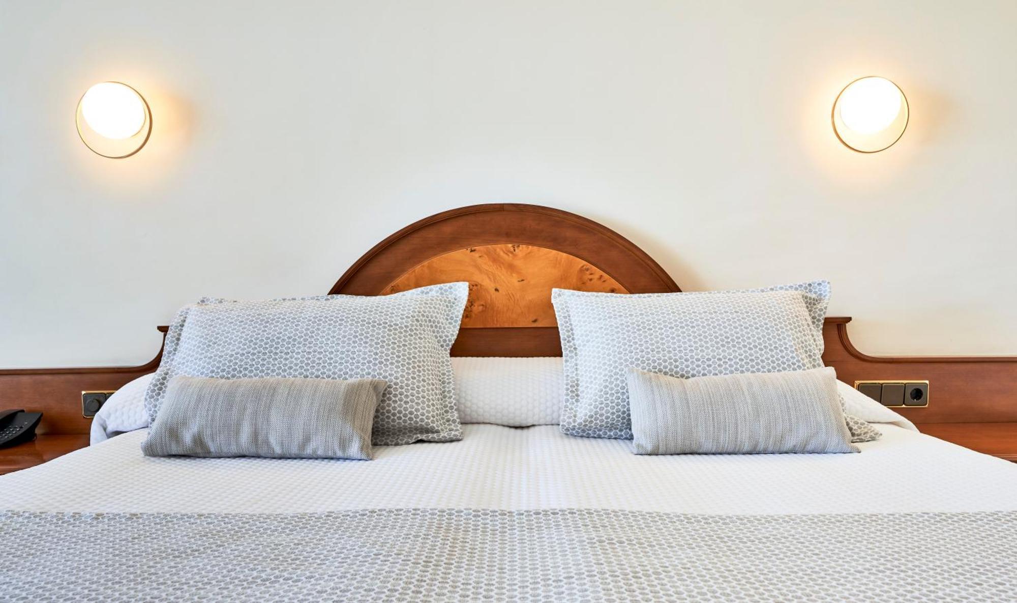 Hotel Serrano Palace Cala Ratjada  Luaran gambar
