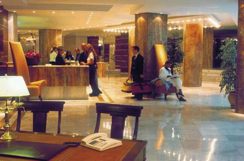 Hotel Serrano Palace Cala Ratjada  Dalaman gambar